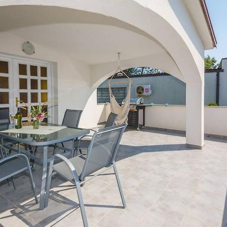 Апартаменты Family Patio Вир Экстерьер фото
